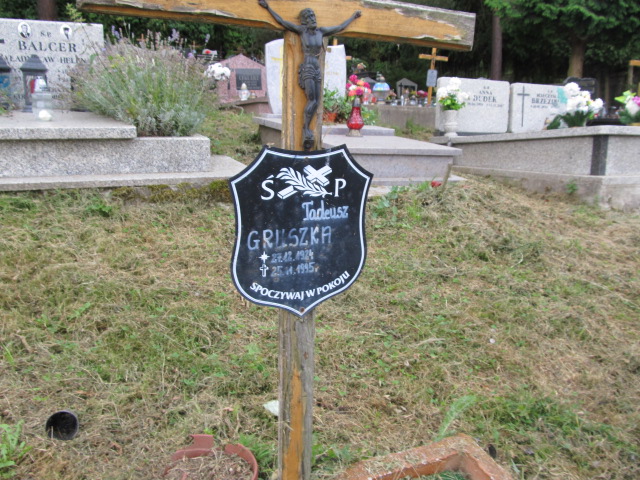 Tadeusz Gruszka 1924 Polanica Zdrój - Grobonet - Wyszukiwarka osób pochowanych